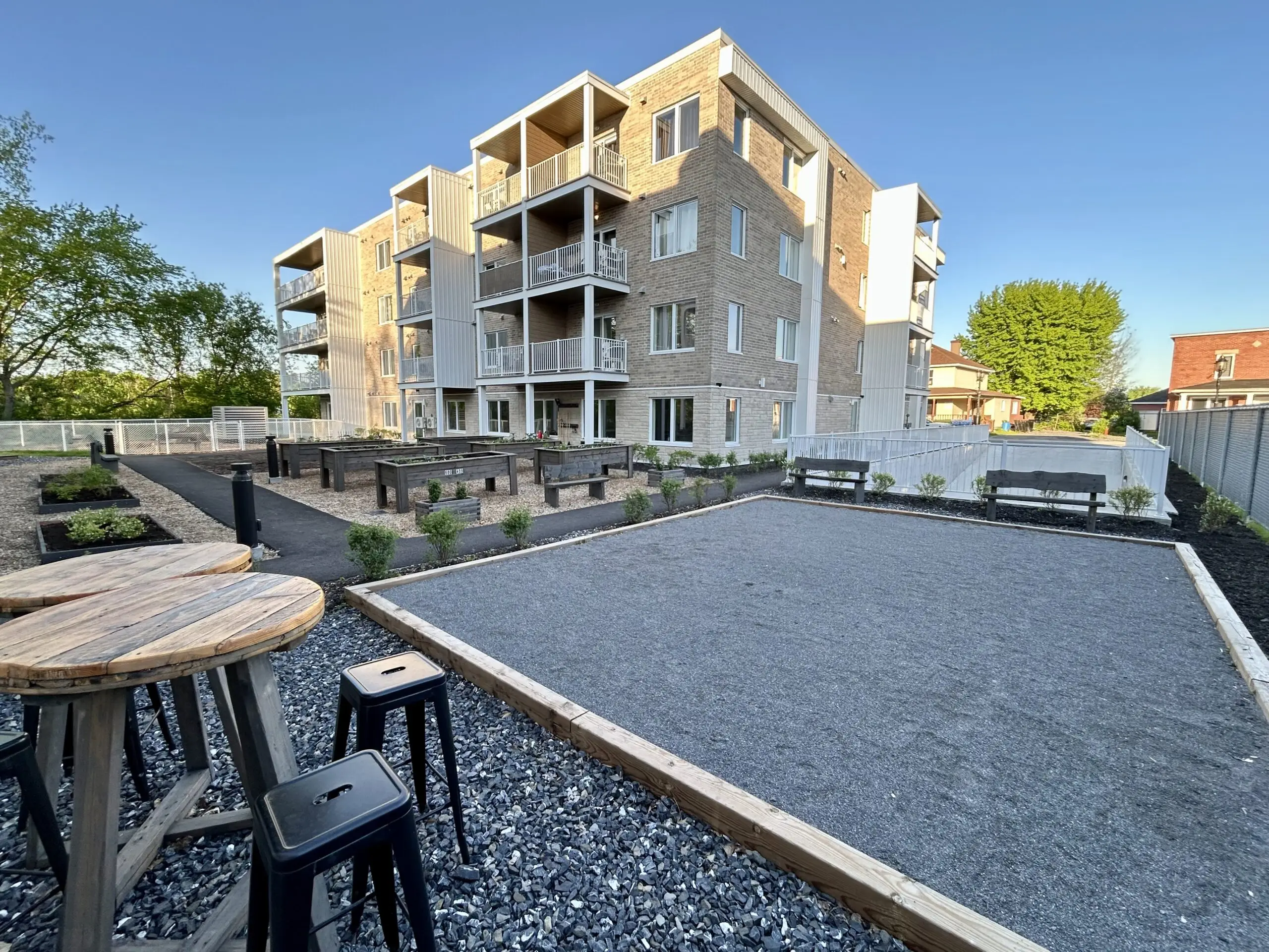 immeuble d'appartements moderne