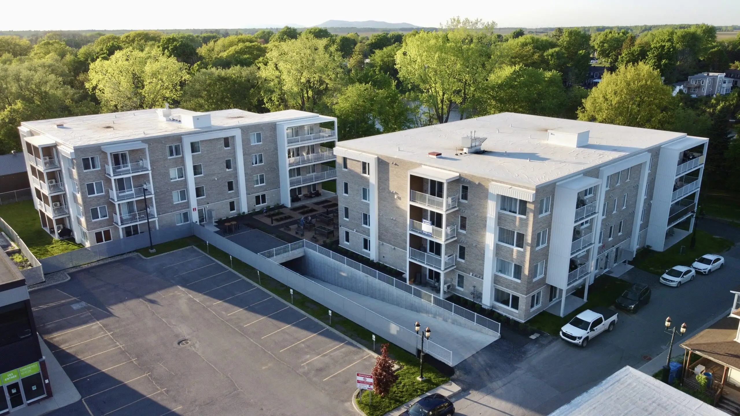immeuble d'appartements moderne