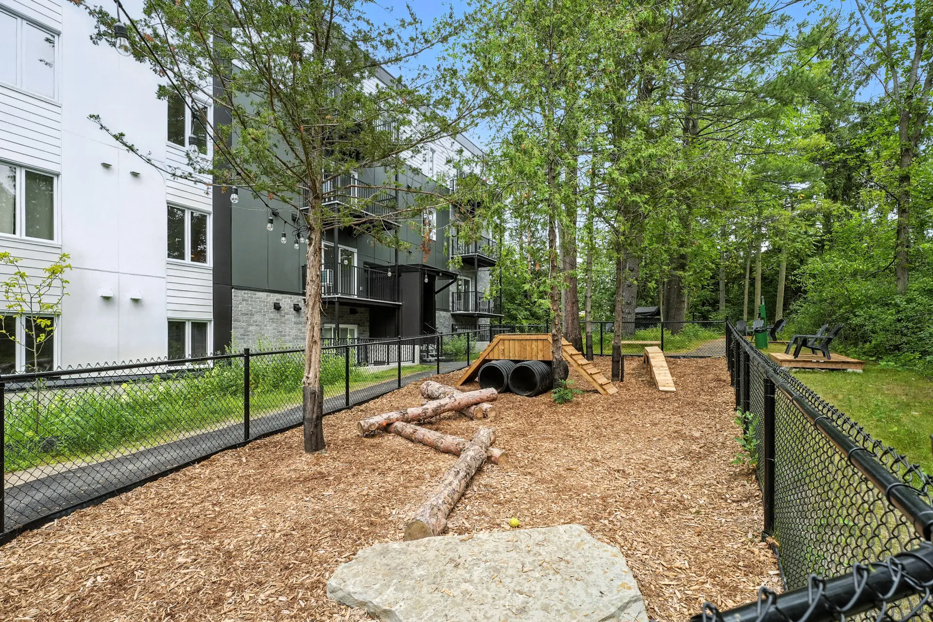 immeuble d'appartements moderne